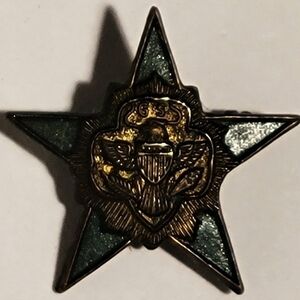 Vintage Collectible Pin- Girl Scout1950s 5-Point Star Senior, Intermediate Green